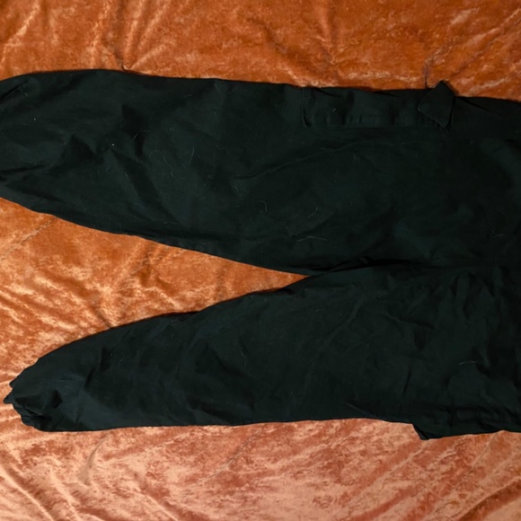 Hot Topic Plus Size Black Joggers - Picture 3 of 3